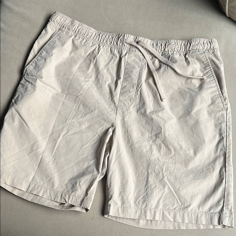Men's Casual Tan Shorts - Banana Republic XL